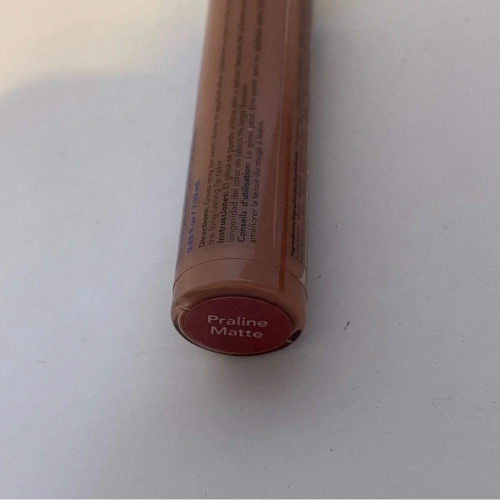NWT. SeneGence Praline Matte LipSense Gloss
